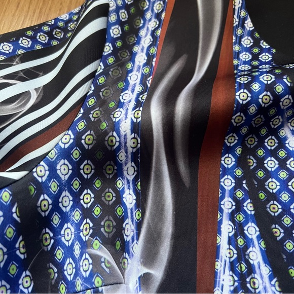 Clover Canyon rising smoke long sleeve neoprene crop top - Picture 4 of 4